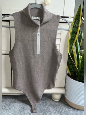 One Grey Day Hollie Sleeveless Body Suit M